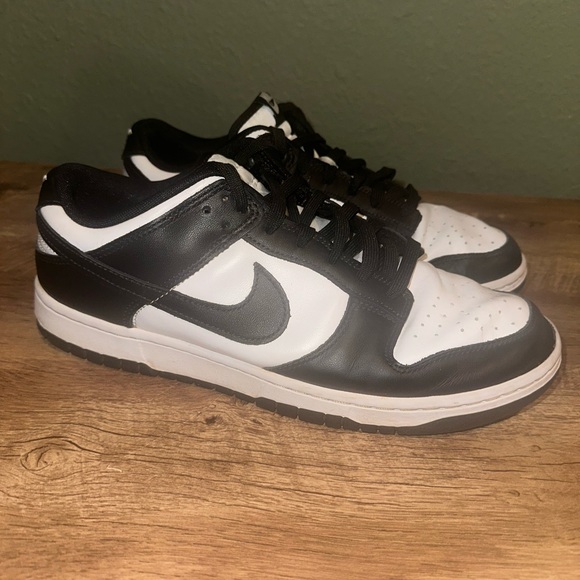 Men’s Nike Dunk Low Retro Panda White Black Size 10 2022 Sneakers DD1391-100 - Picture 1 of 8